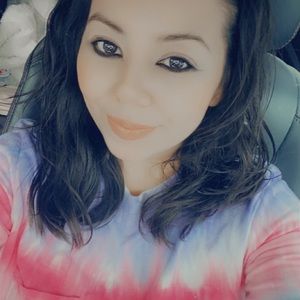 Meet your Posher, Kaira